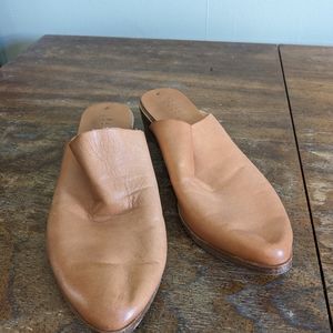 Sevilla Smith Liz Mules in a Tan Caramel Leather